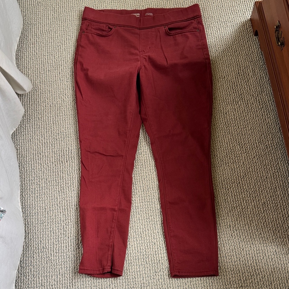 Signature by Levi Strauss Maroon Skinny Pants